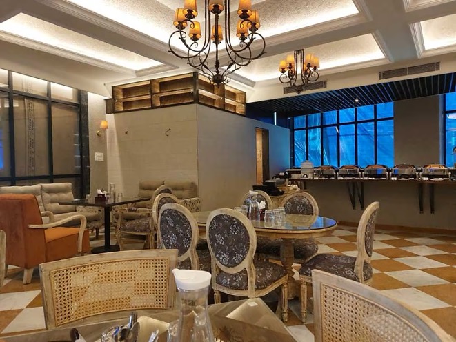 Arnna Hotel - Mumbai — 7